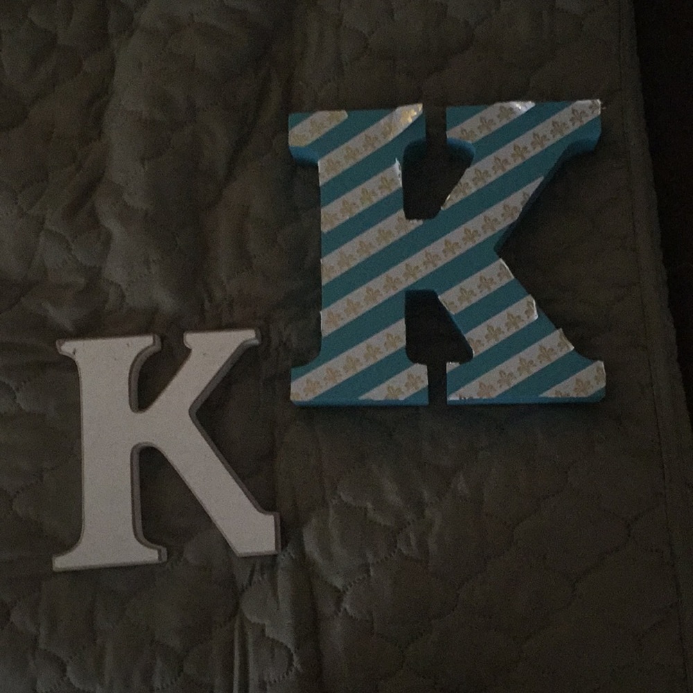2 “K” signs decor. Bag#55